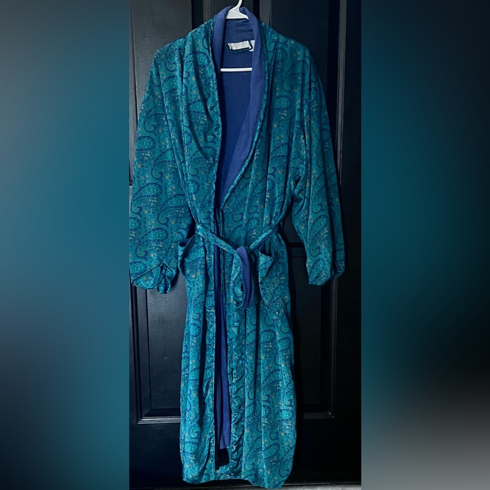 Vintage  Victoria Secret Paisley Robe Sz M